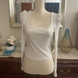 💕☀️H&M White Puff Sleeve Top💕☀️